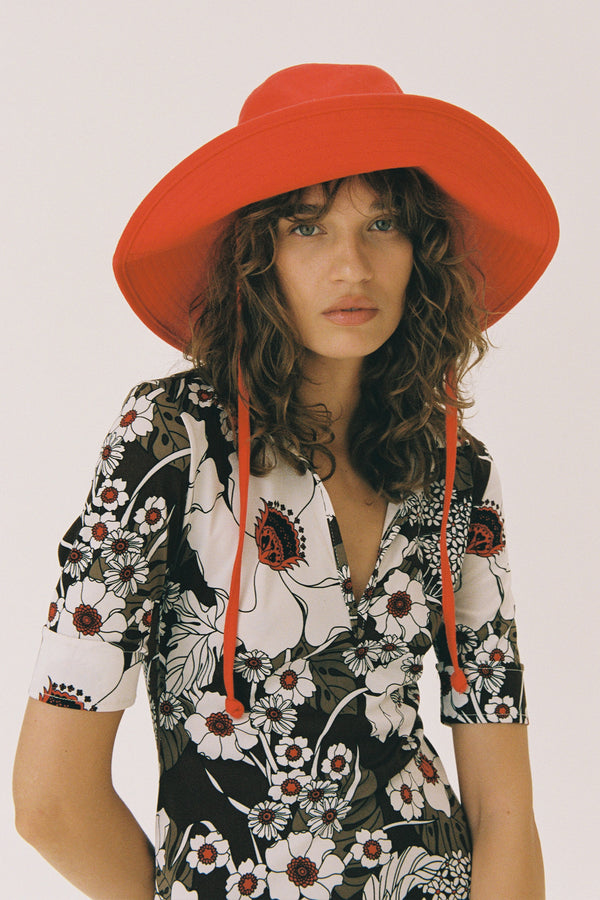 Holiday Bucket - Flame