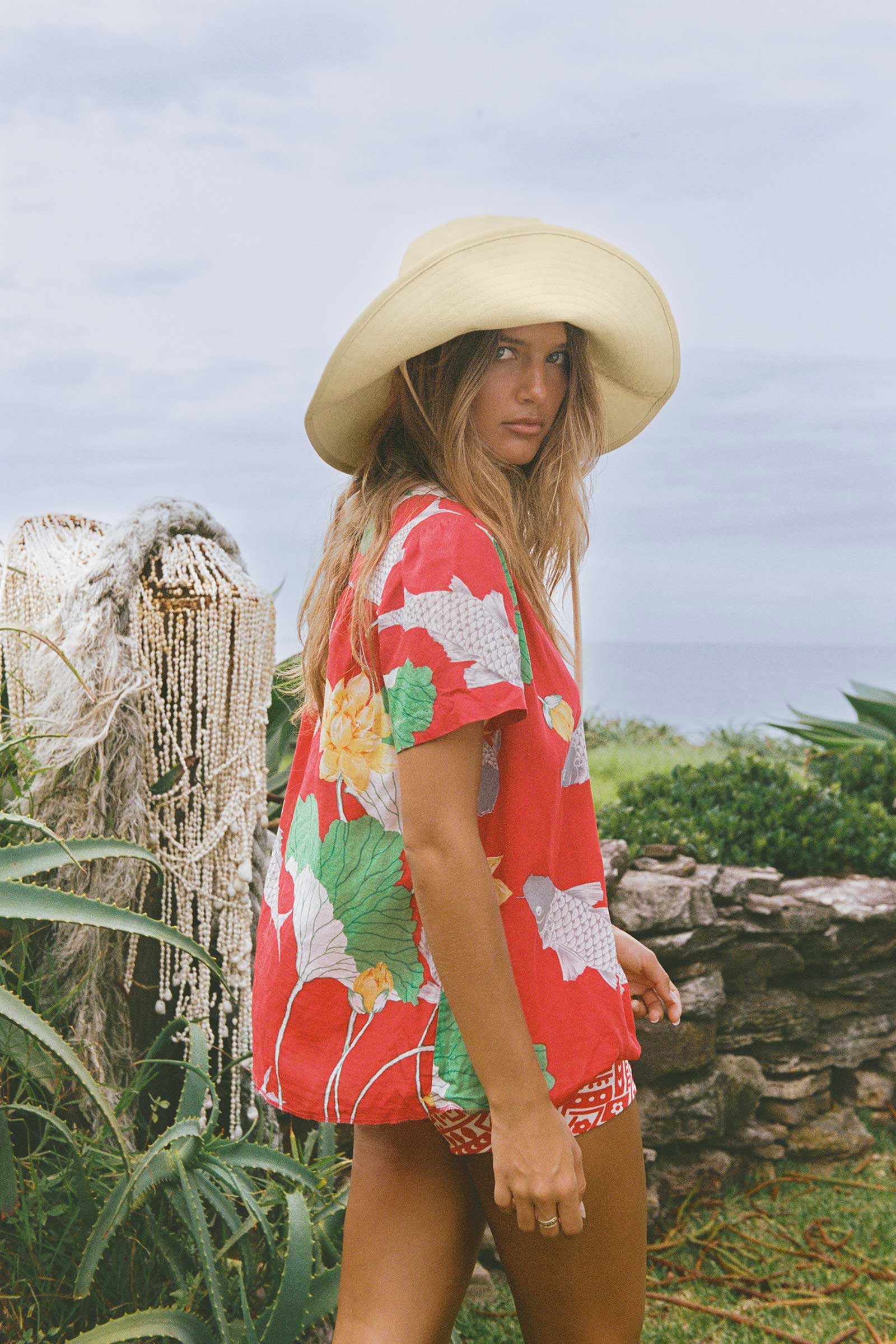Holiday Bucket - Cotton Bucket Hat in Natural | Lack of Color US