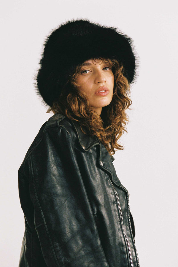 Snuggle Bucket Hat (Black) | Lack of Color [US] display picture 3